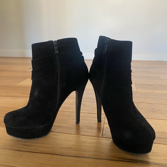 Platform high heel booties - Picture 3 of 5
